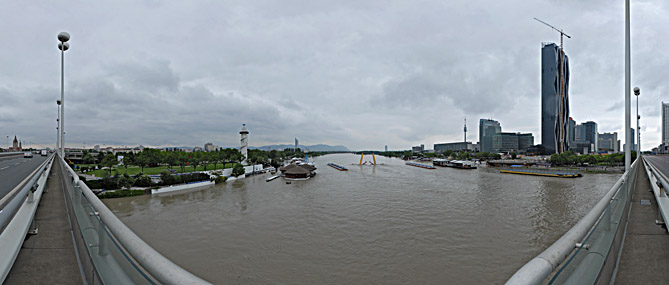 Hochwasser 2013 Reichsbrücke