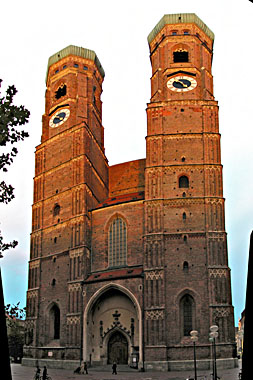 Frauenkirche - Klick fr greres Bild