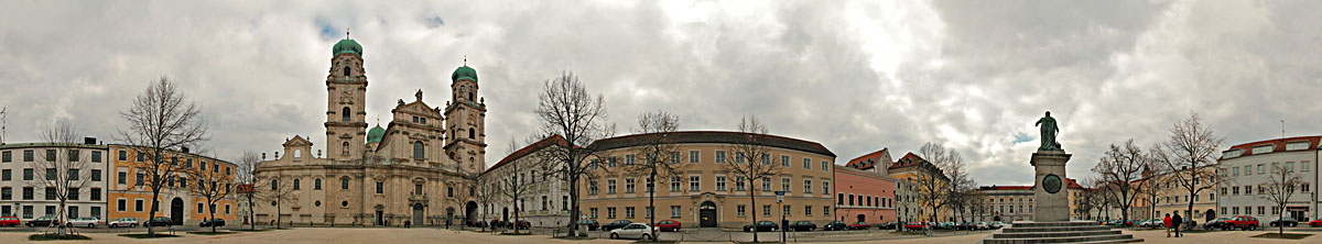 Passau Domplatz - Klick fr größeres Bild